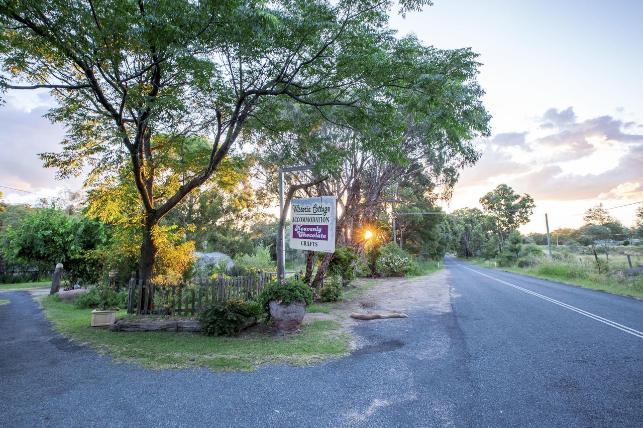 Wisteria Cottage Wyberba Exterior photo